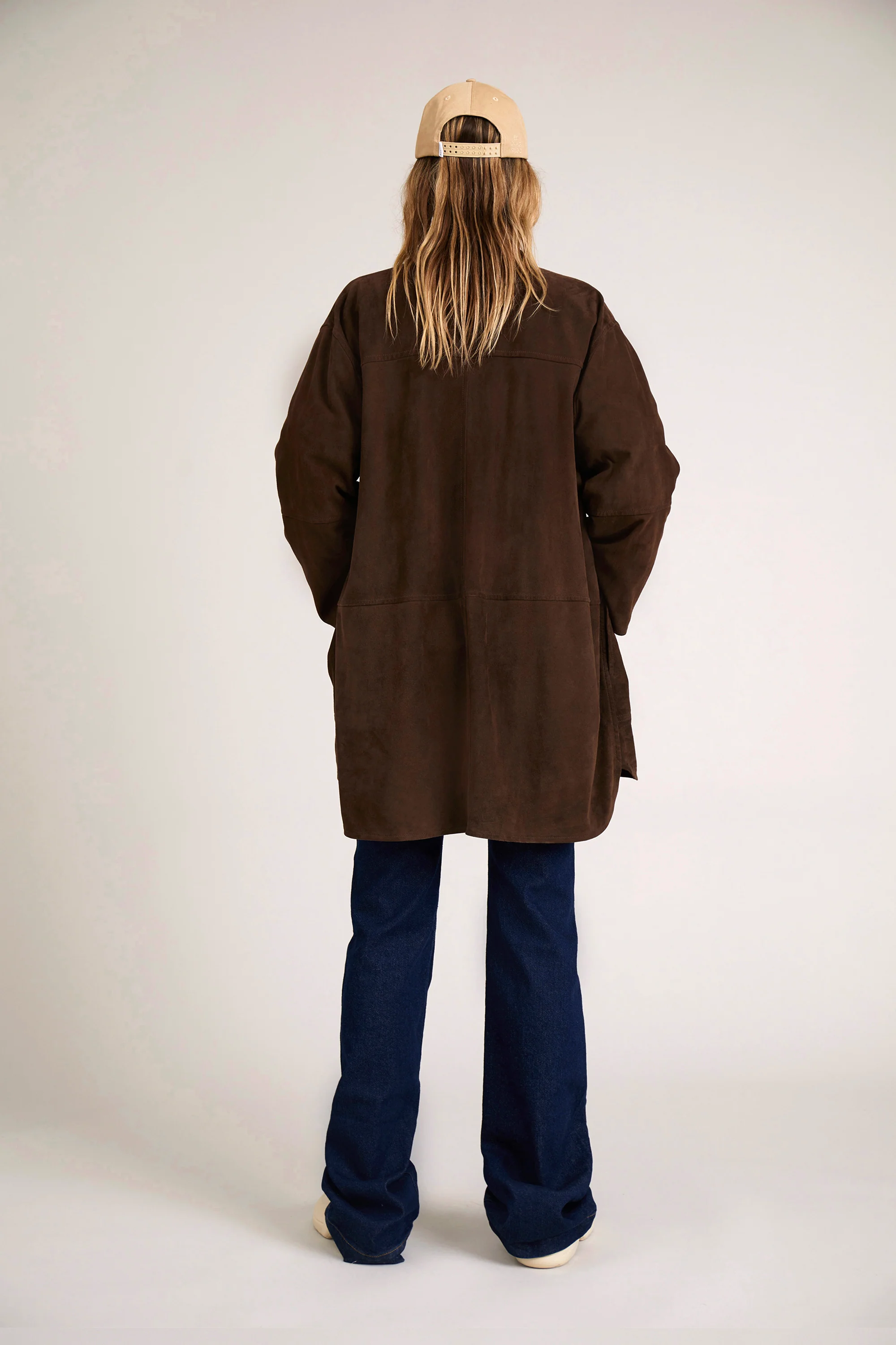 CAMUS - BROWN - Image 3