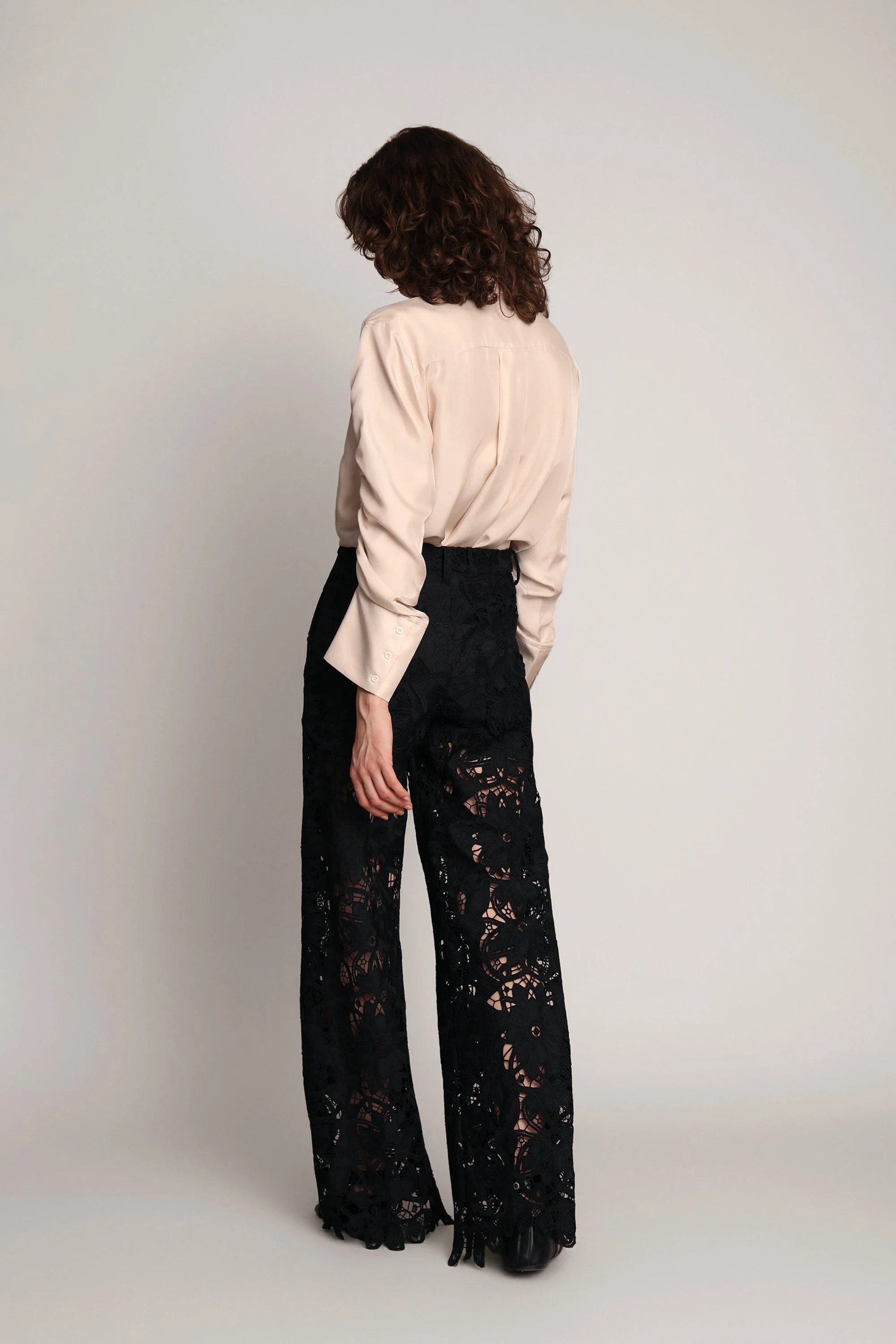 EILEEN - BLACK - Image 4