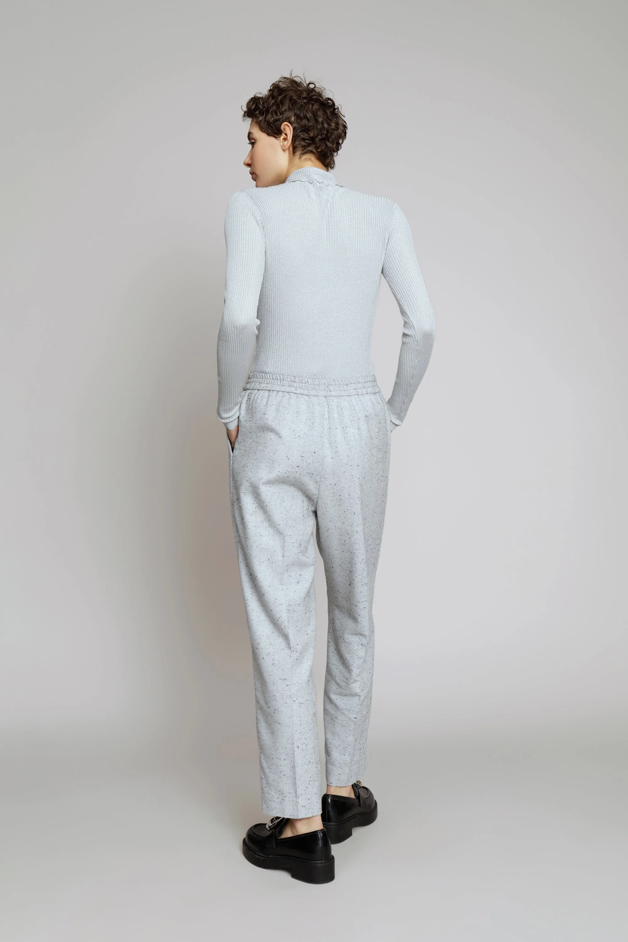 ELIFF - GREY - Image 4