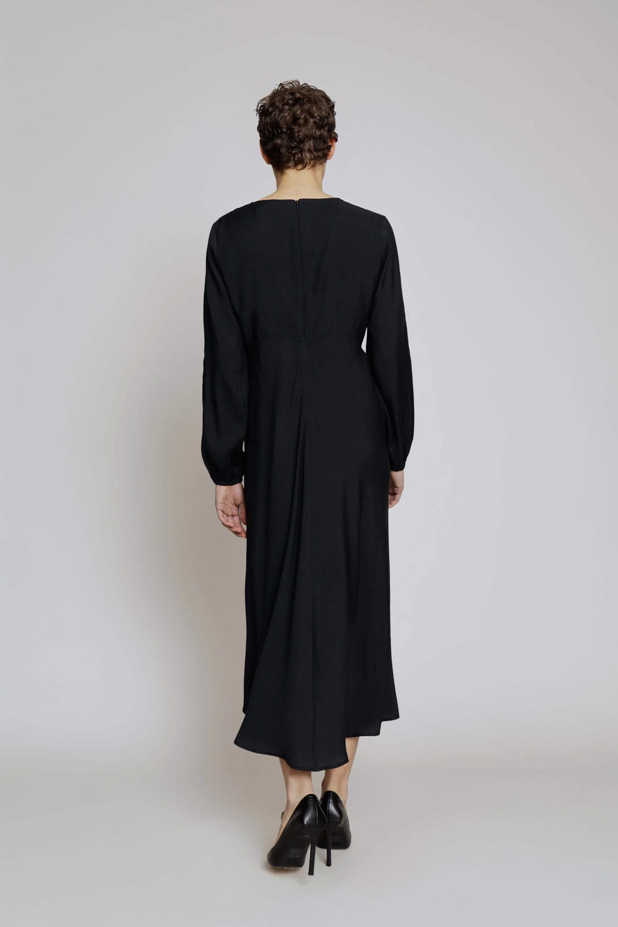 ESTHER - BLACK - Image 5