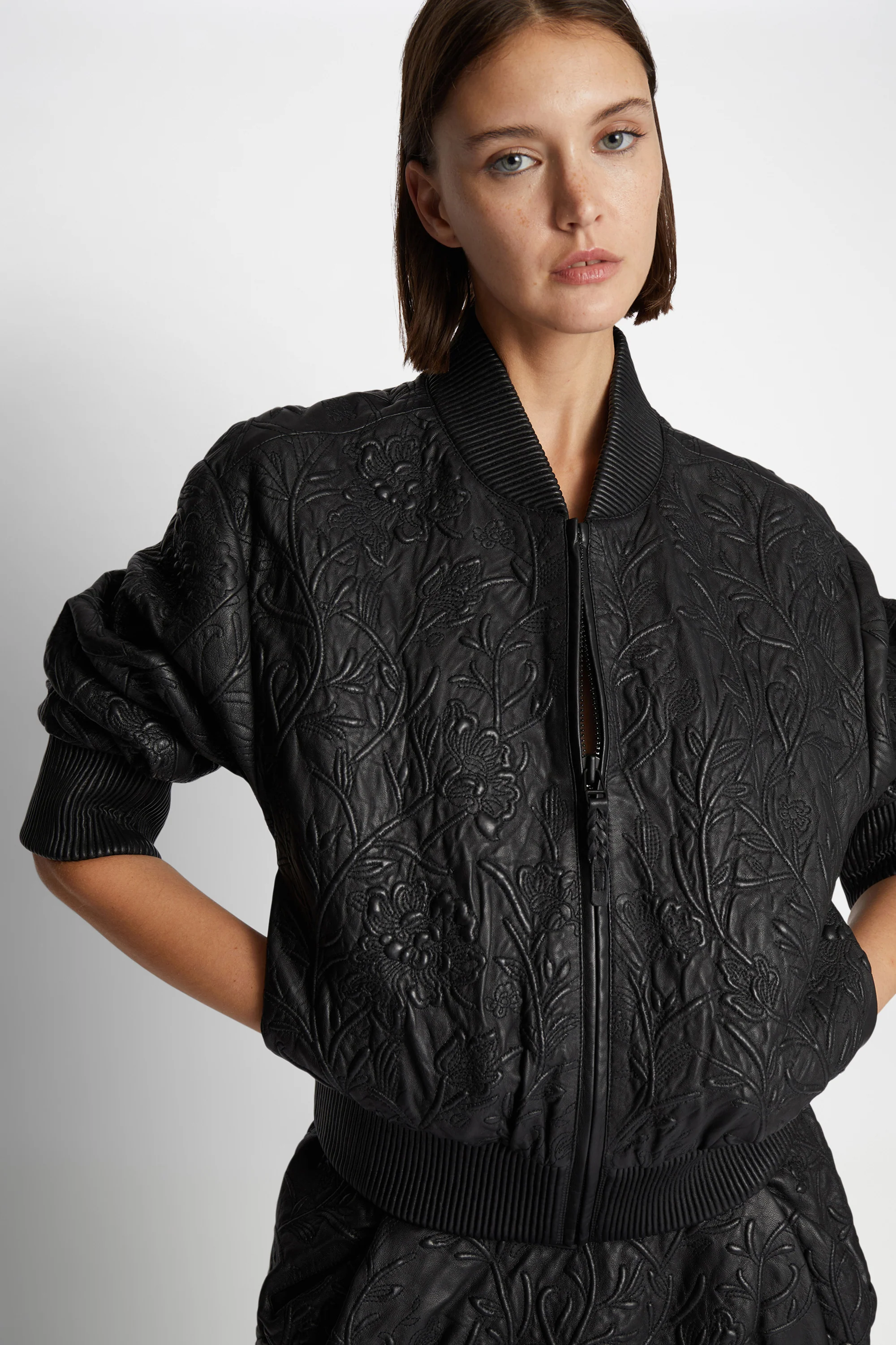 FERRIL - BLACK - Image 2