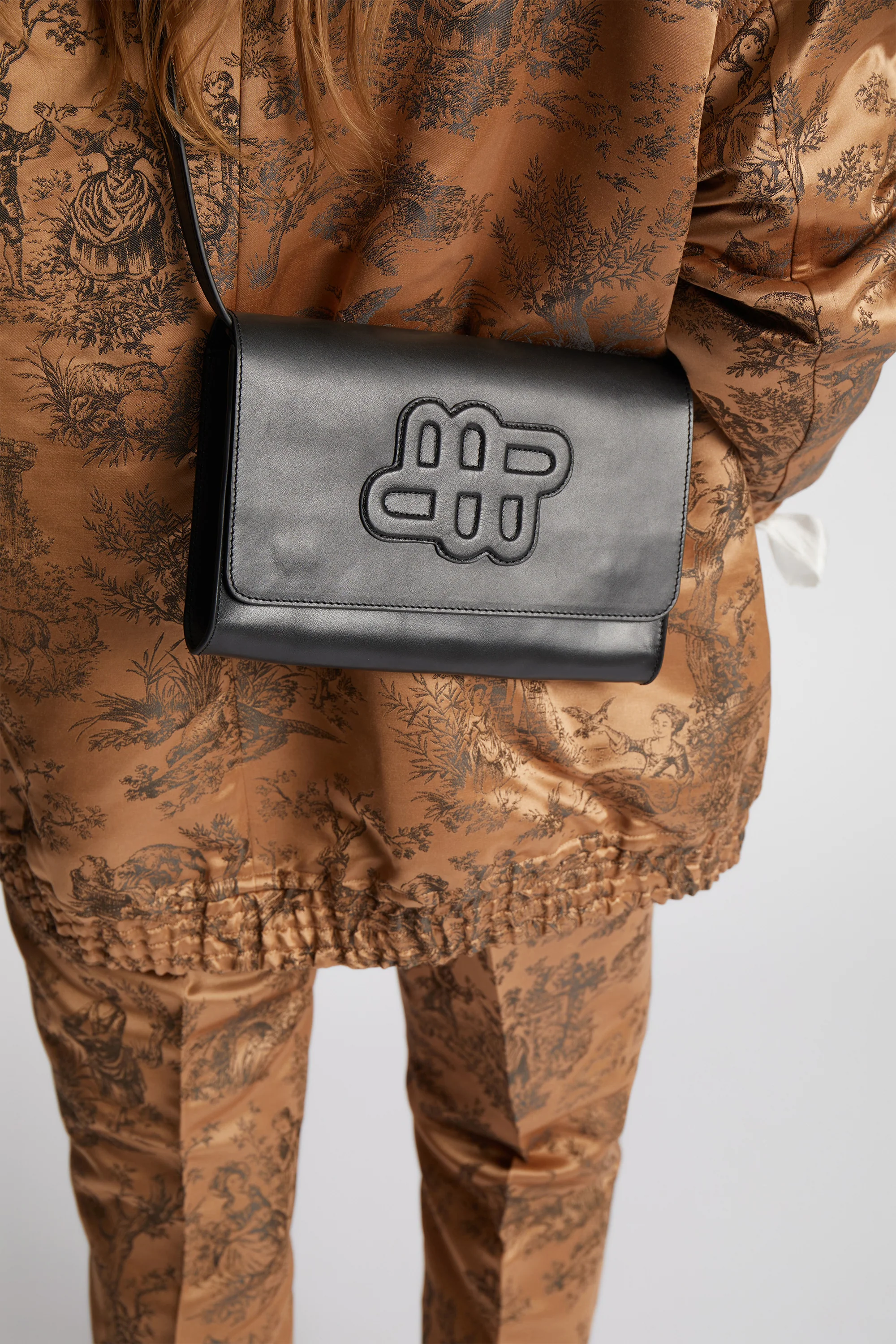 FONCHO BAG - BLACK - Image 7