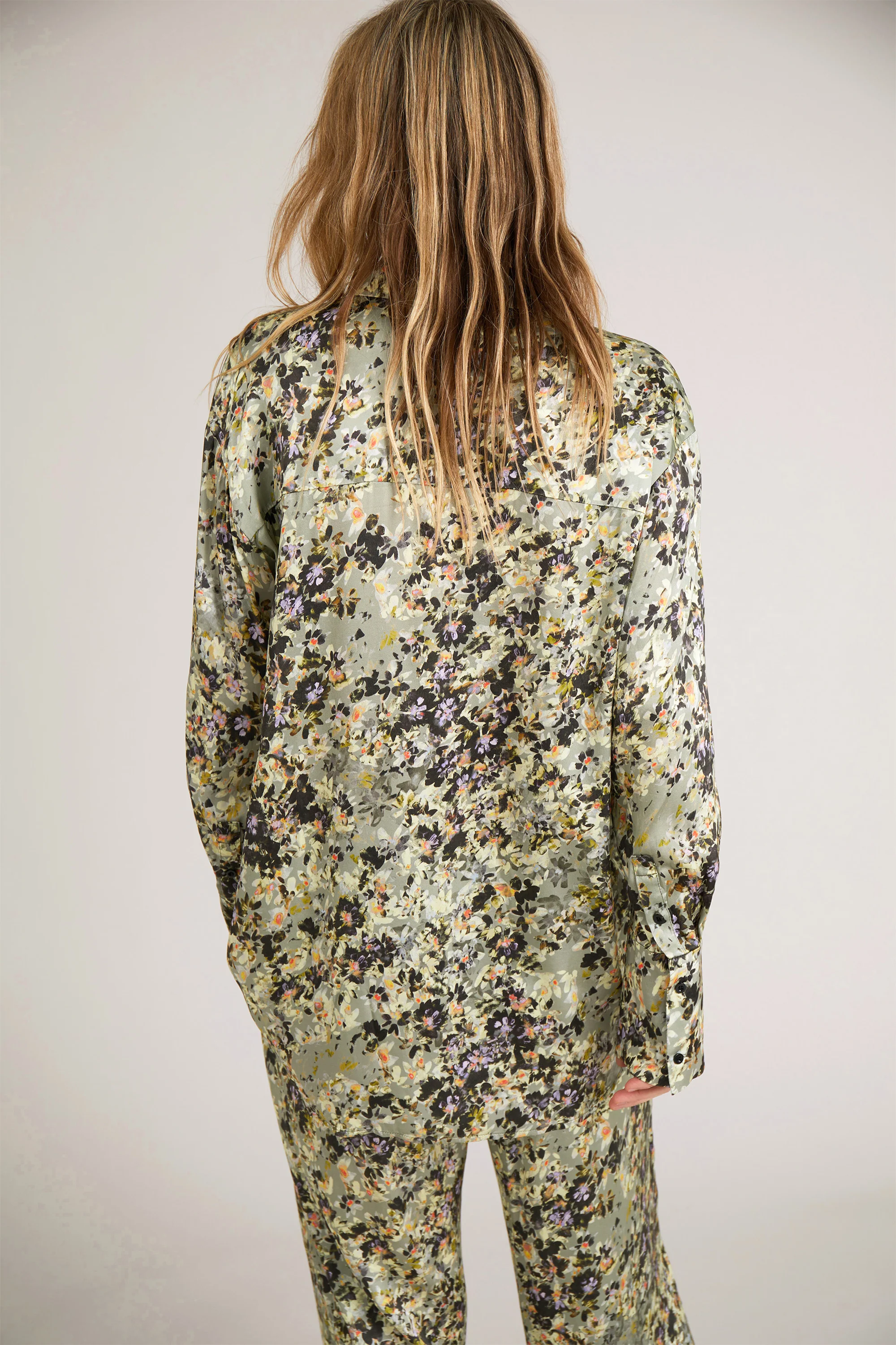 HI - KHAKI - Image 3