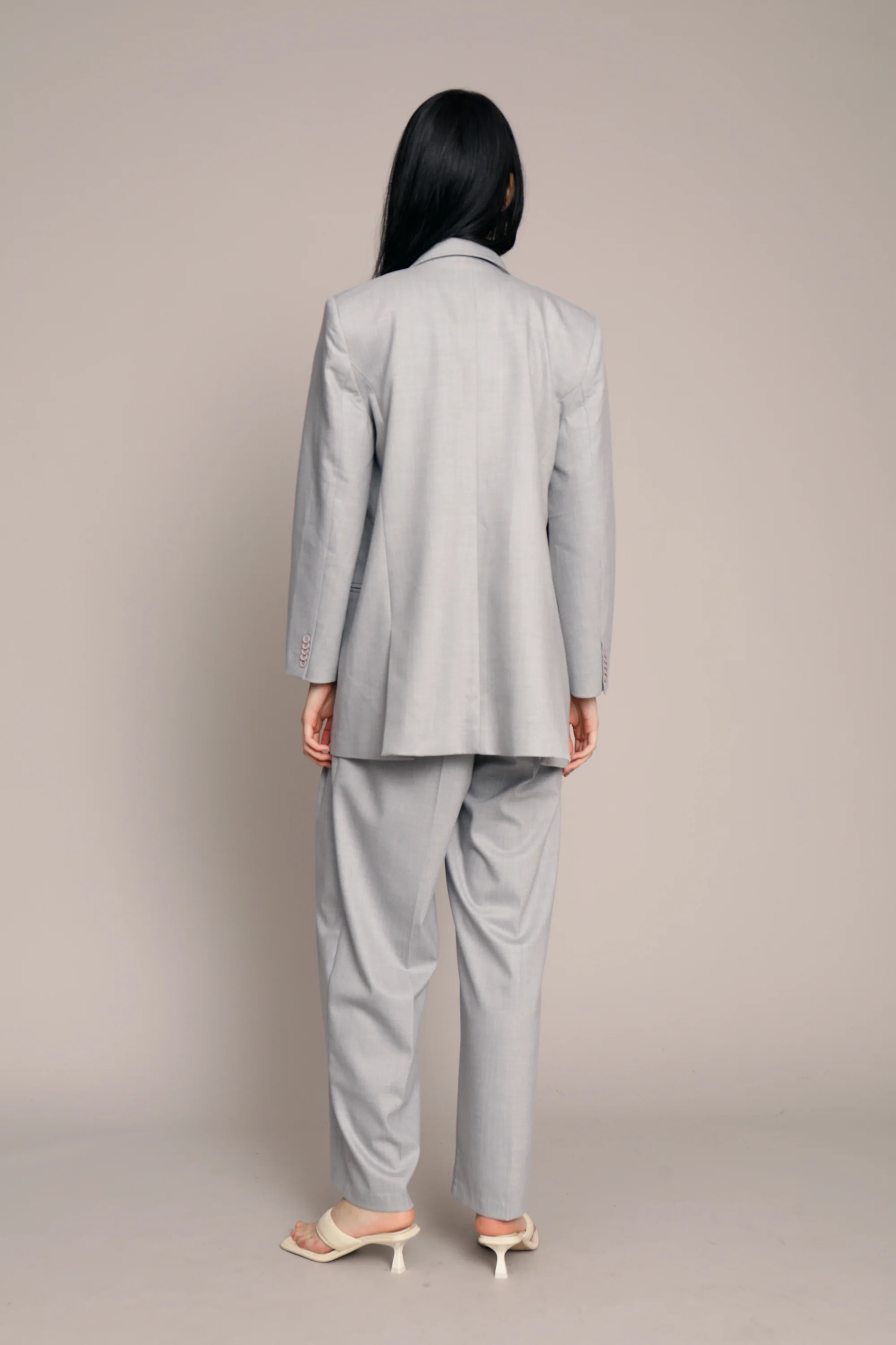 JANTOLINA - GREY - Image 5