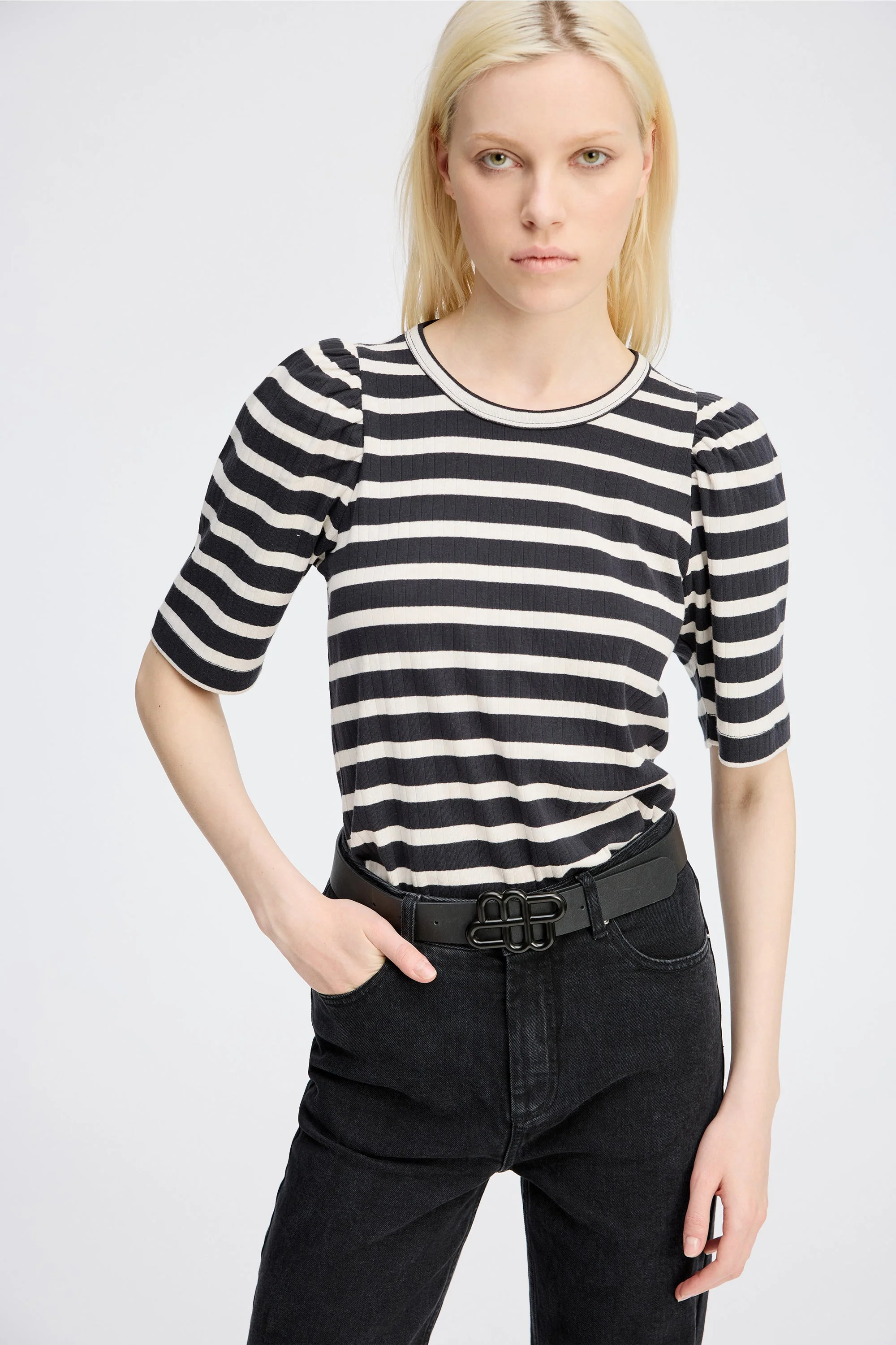 JIKOLAZ - STRIPE BLACK - Image 4
