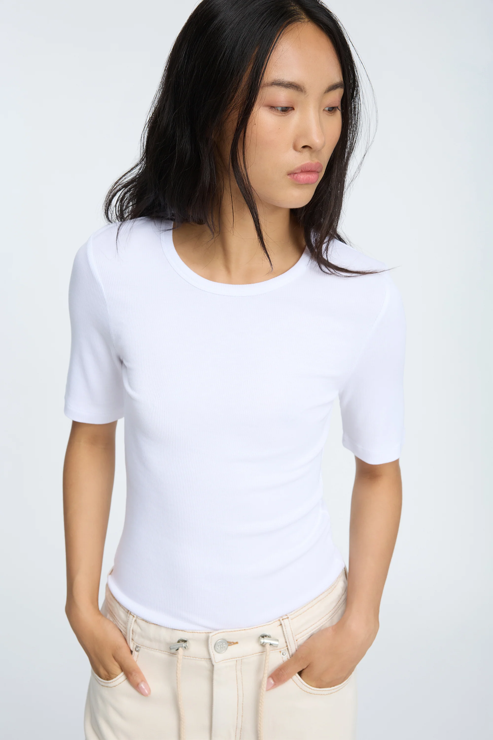 MUTULA - WHITE - Image 4