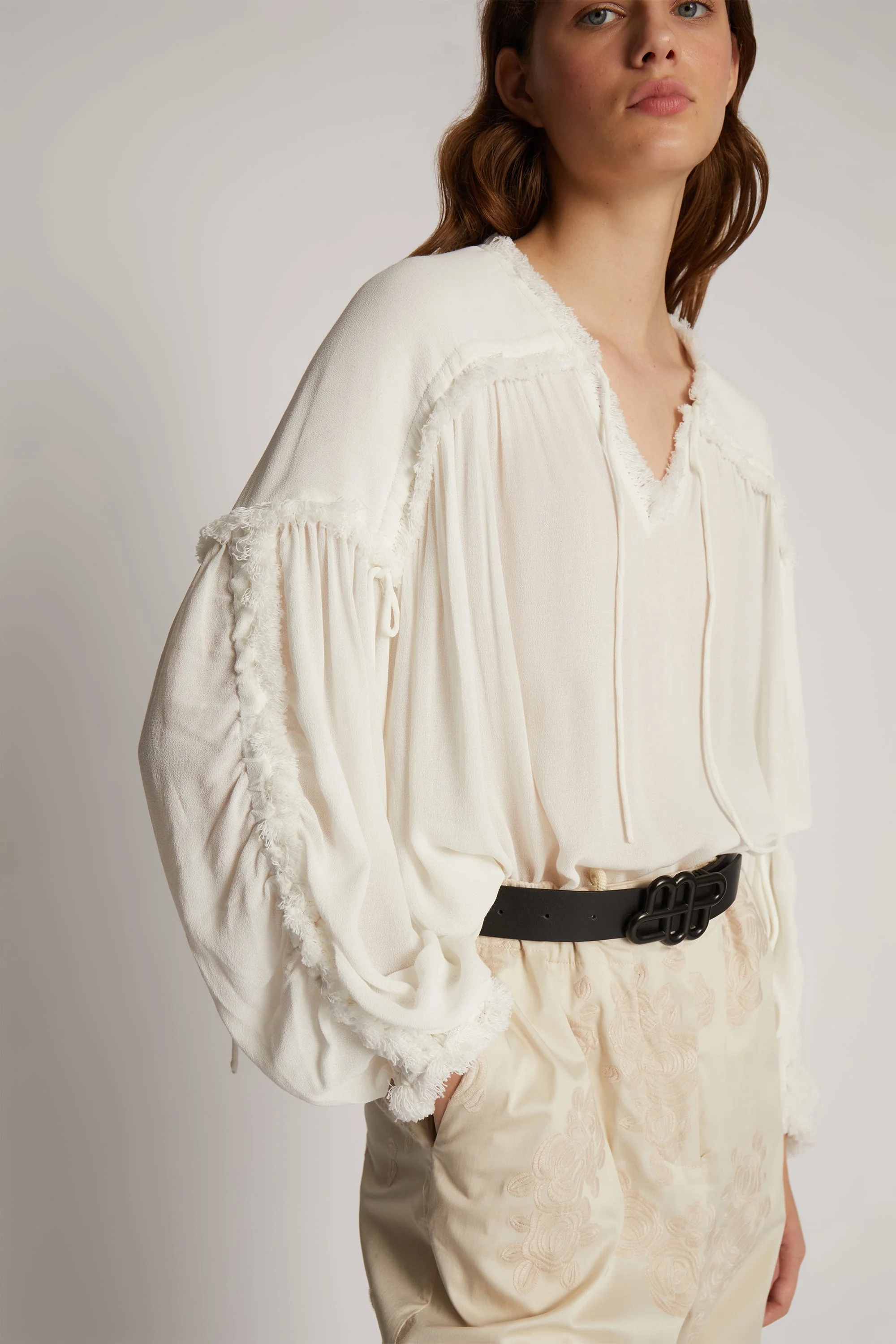 OBSERVATION - WHITE - Image 3
