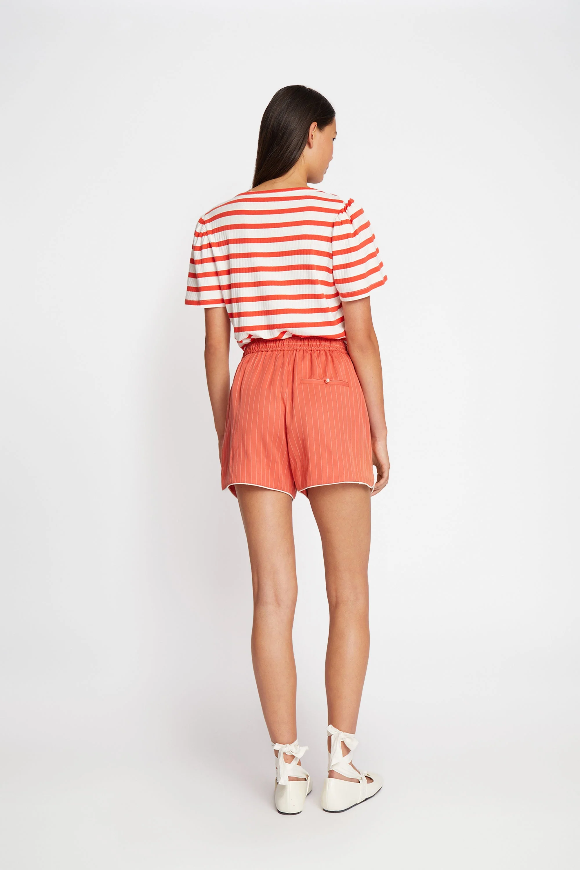 UTE - RED - Image 3
