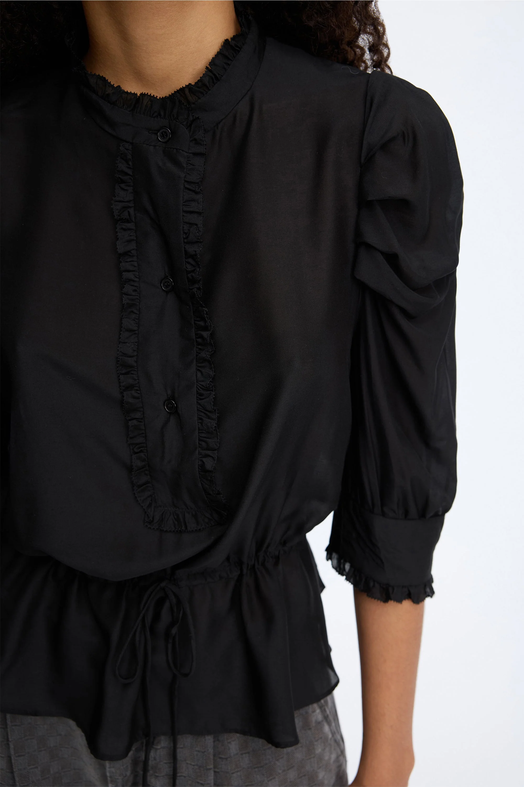VASTU - BLACK - Image 4